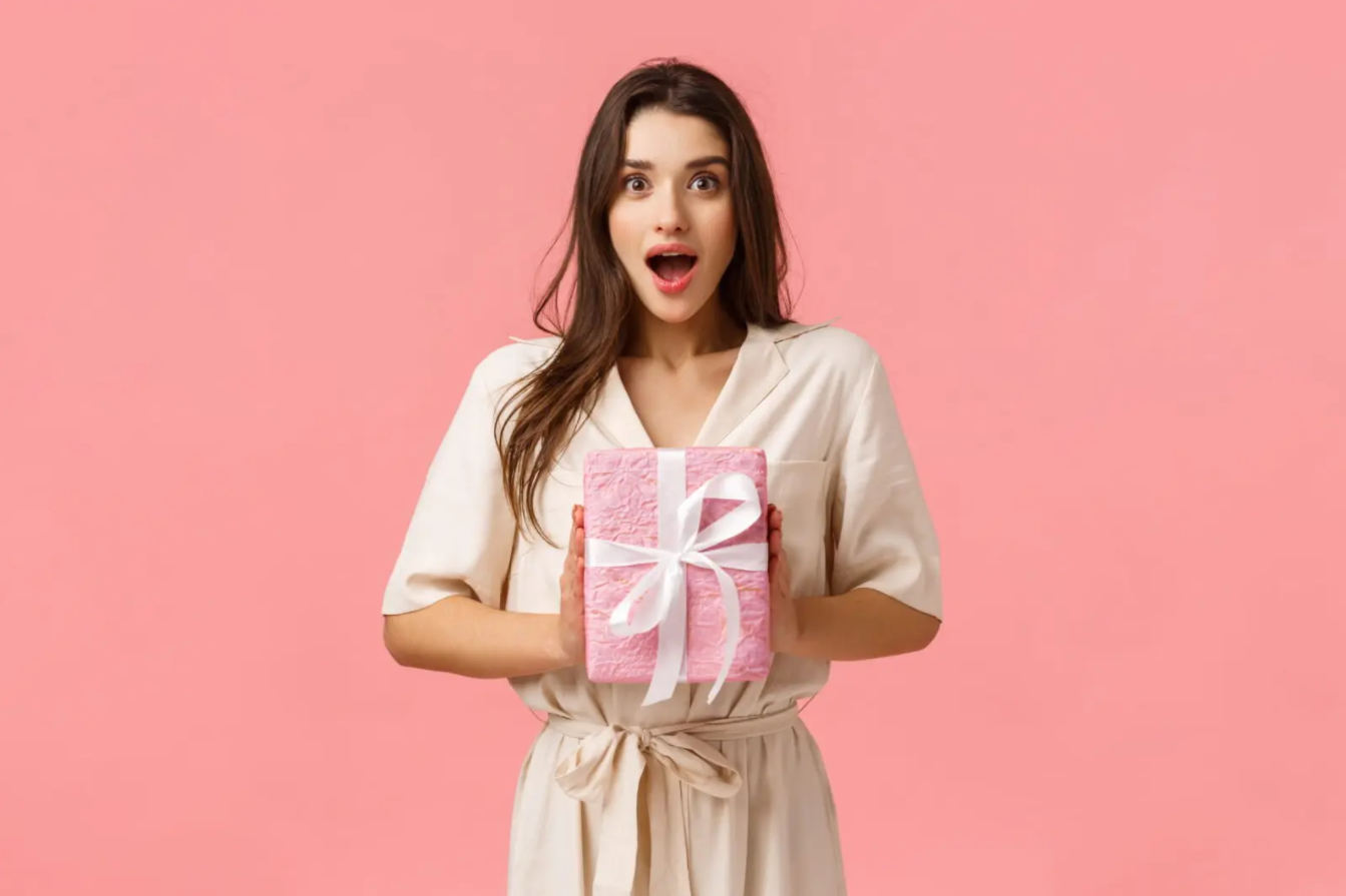 Why Gift Hampers are a Far Better Choice to Make Her Happy