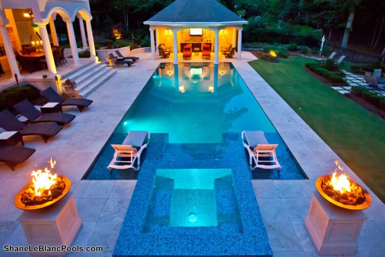 How to Choose the Best Pool Builders for Your Budget and Design